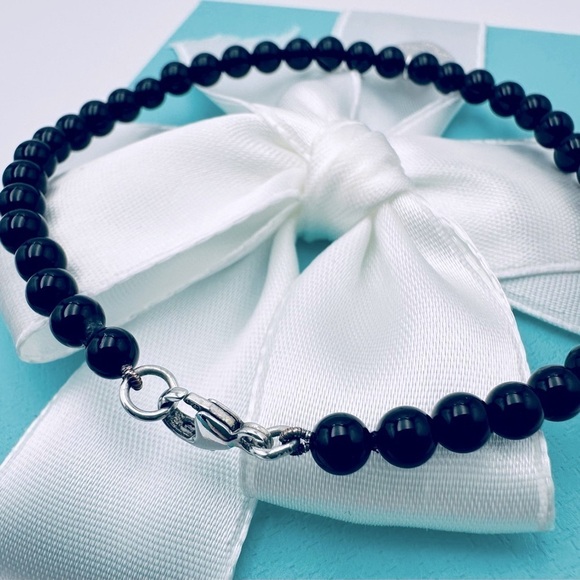 Return to Tiffany & Co. Heart Charm Onyx 4 mm Bead Bracelet with Packaging - Picture 7 of 13